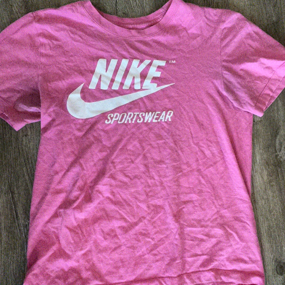 nike tee